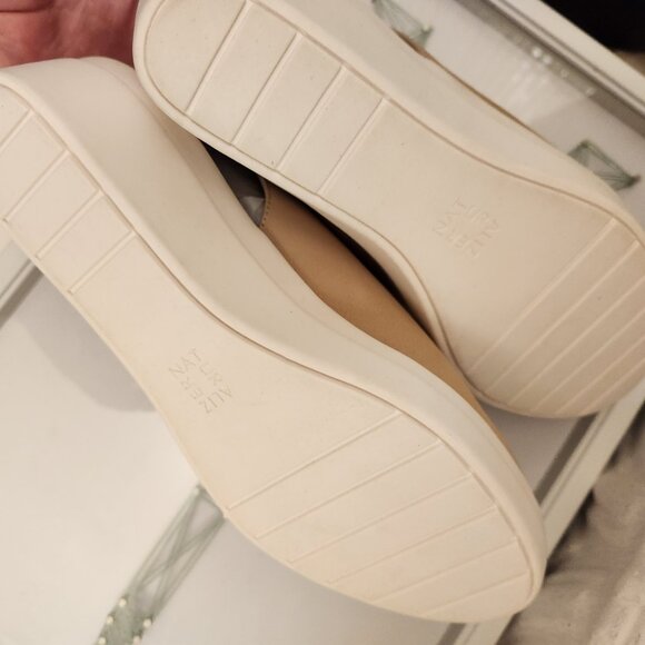 Naturalizer "Sutton" Leather Wedges. NIB. Size 8.5 Wide - Picture 9 of 14